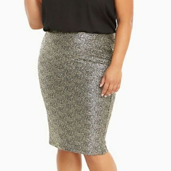 Torrid Metallic Gold Pull On Pencils Skirt Size 3X